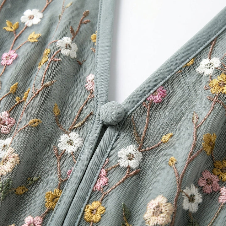 Beatrix Broderad Maxiklänning