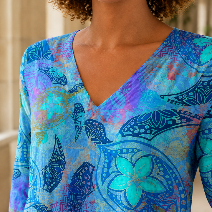 Clara-Kate V-ringad Blus