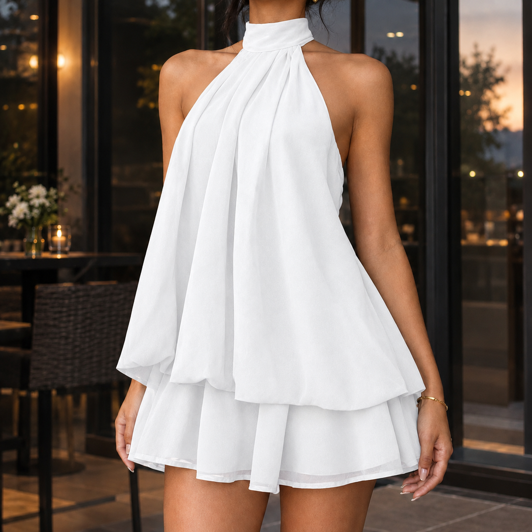 Nadine-Mae Halter Mini Klänning