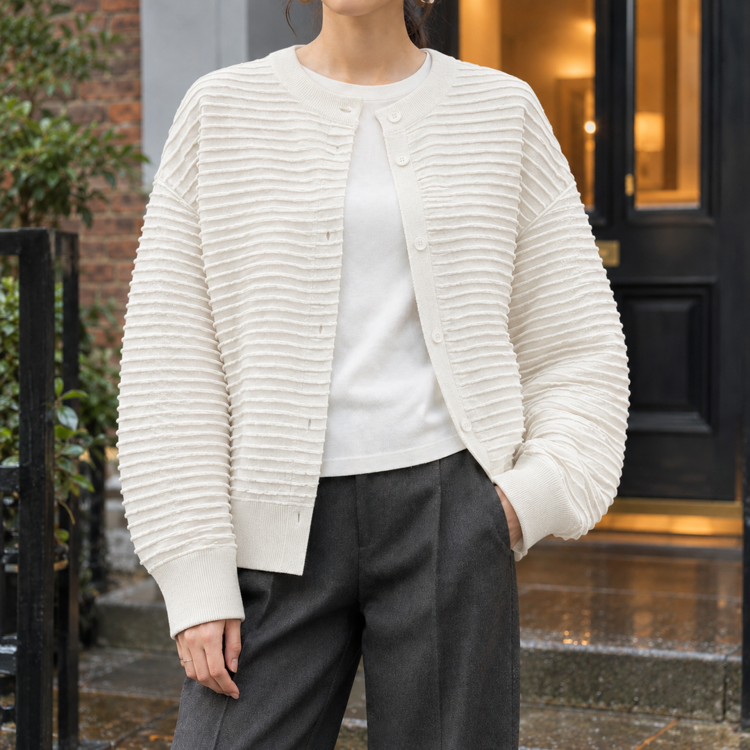Junia-Sage Texturerad Kofta
