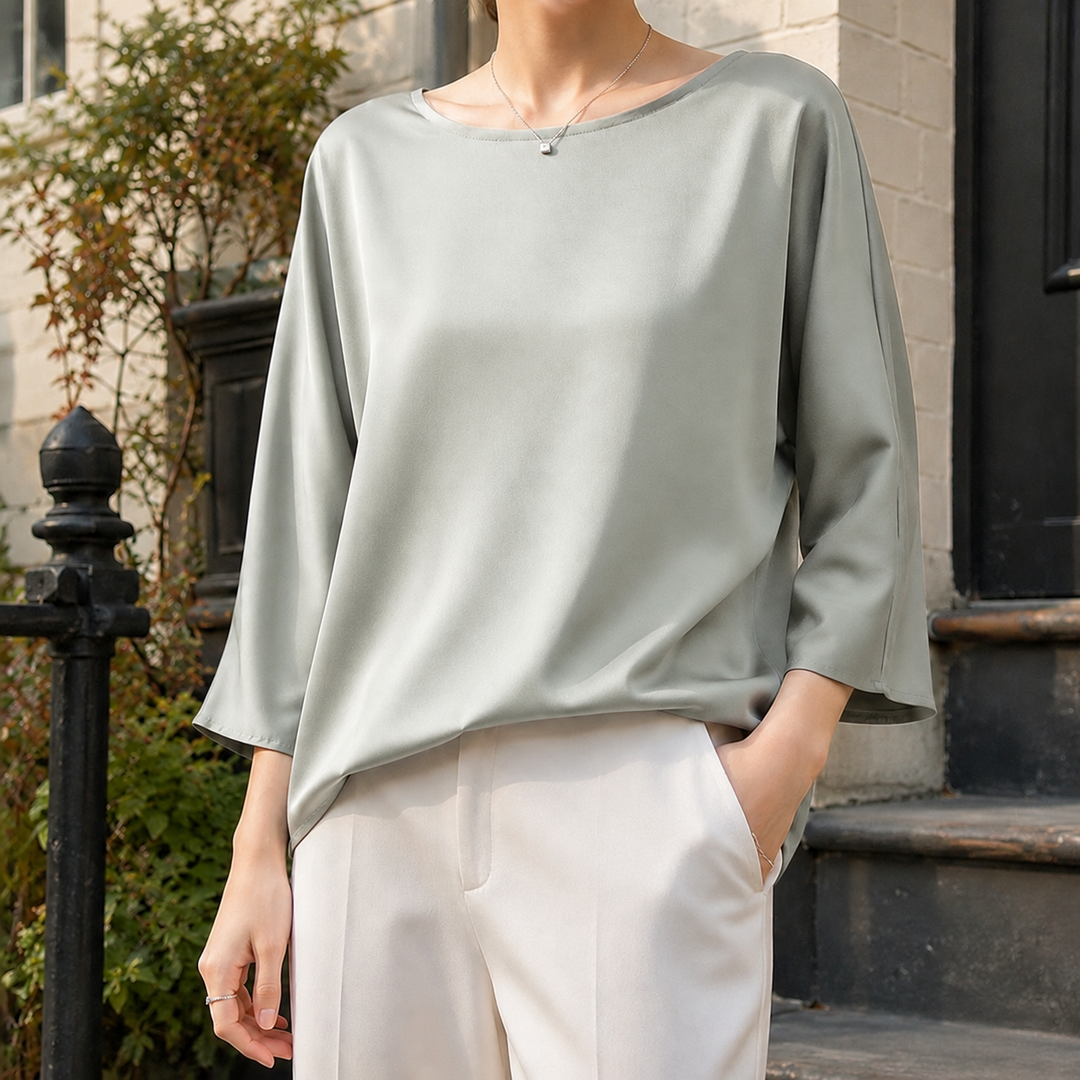 Adelia Avslappnad Silktop