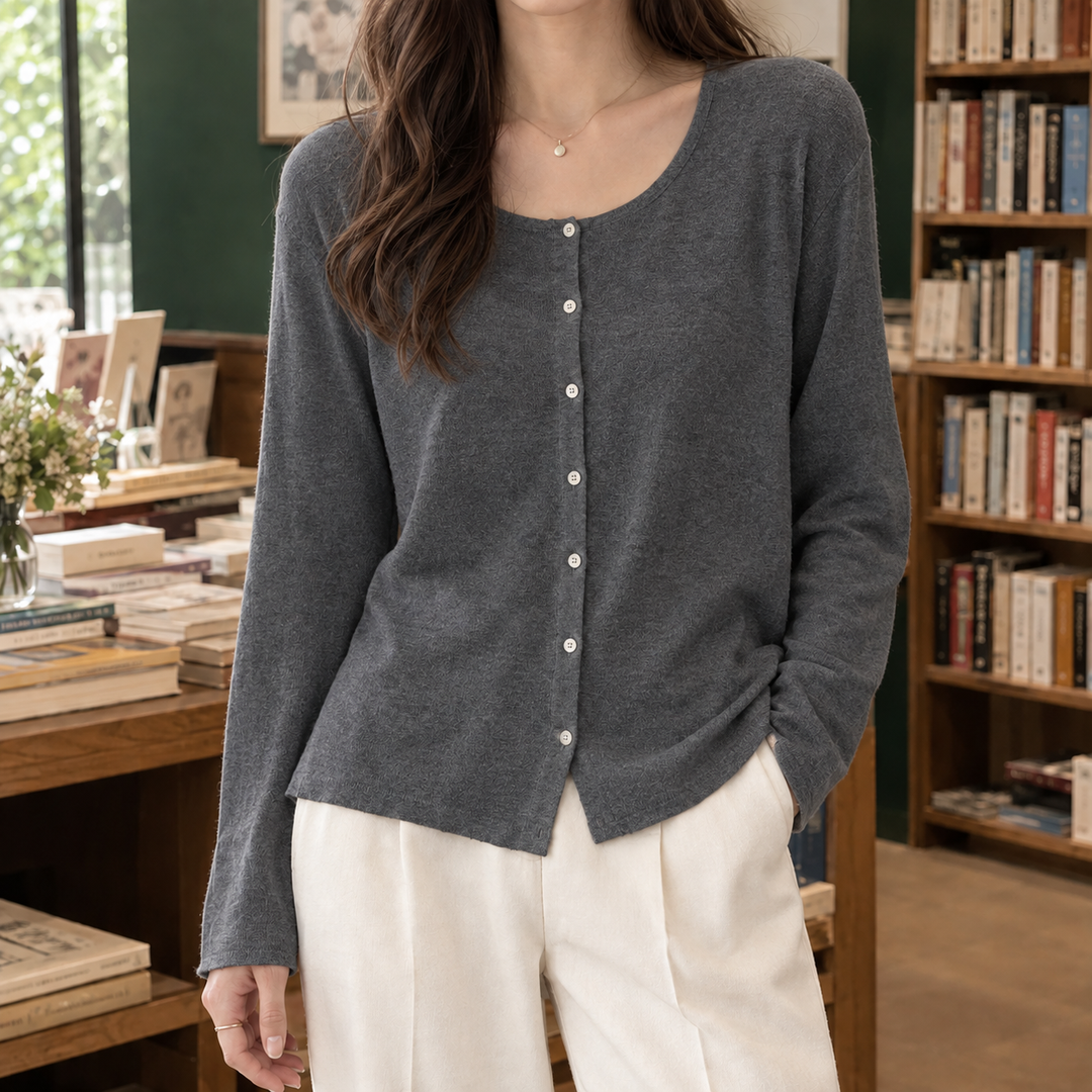 Guinevere-Hope Linne Cardigan