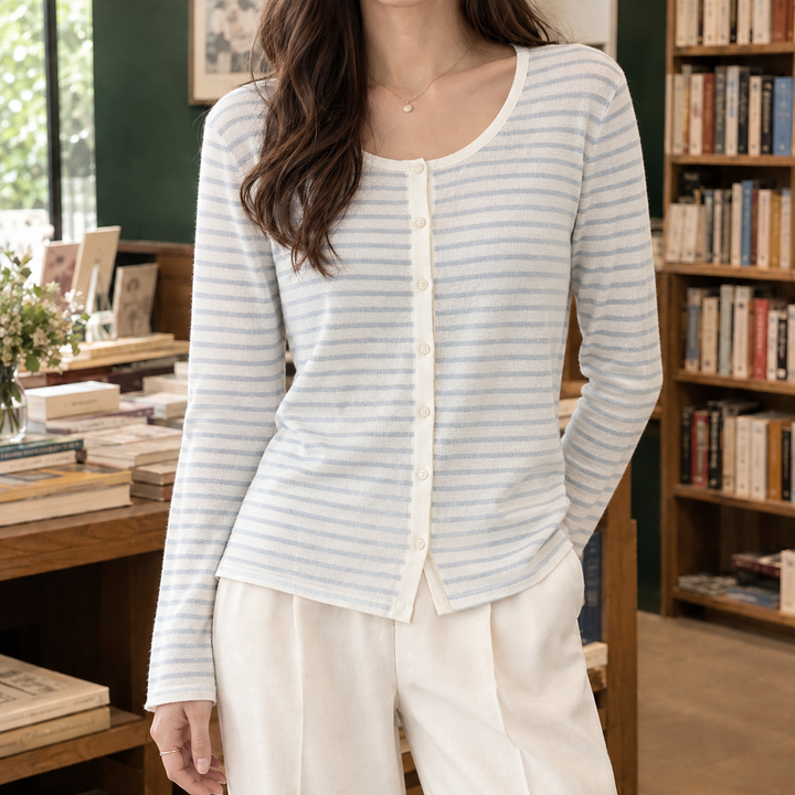 Guinevere-Hope Linne Cardigan